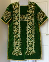 Green Antique Roman High Mass Set of Vestments 8446